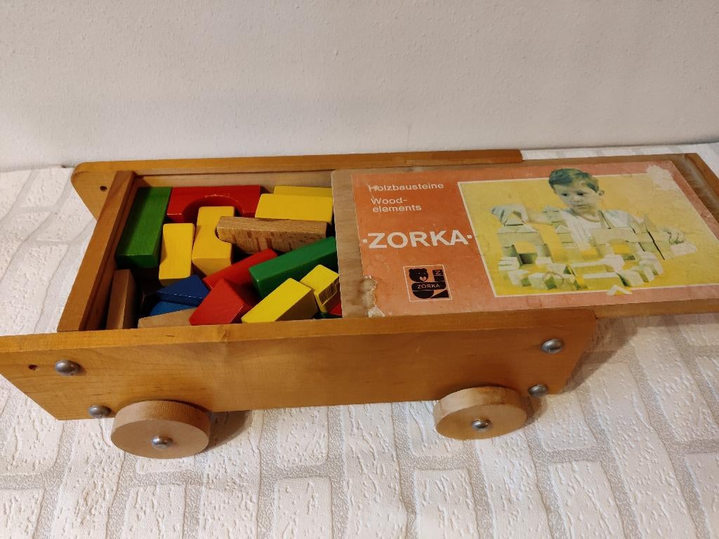 Mega blokkenkar met deksel 40x24x13, met inhoud !, Ophalen of Verzenden, Gebruikt, Overige merken