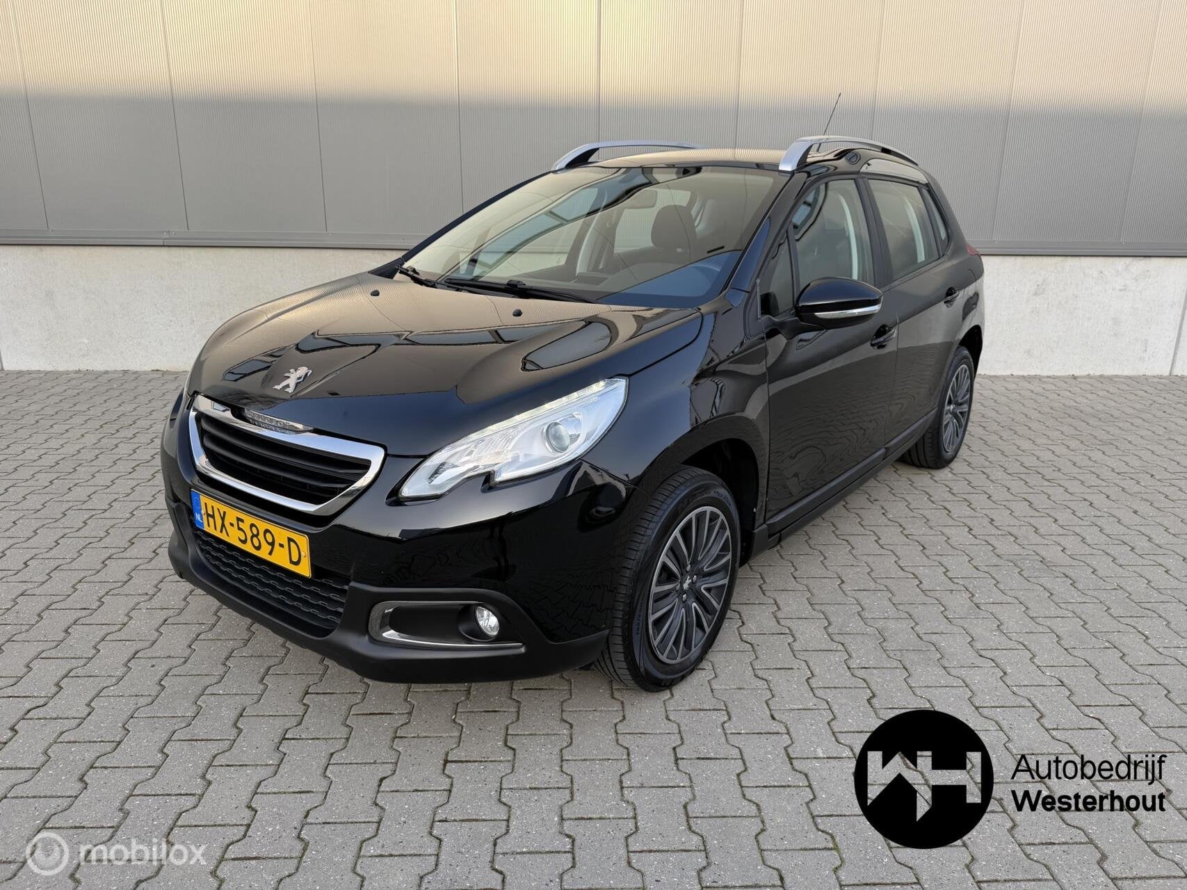 Foto 3 van Peugeot 2008 1.2 PureTech Active NWE APK PANO NAVI CAMERA
