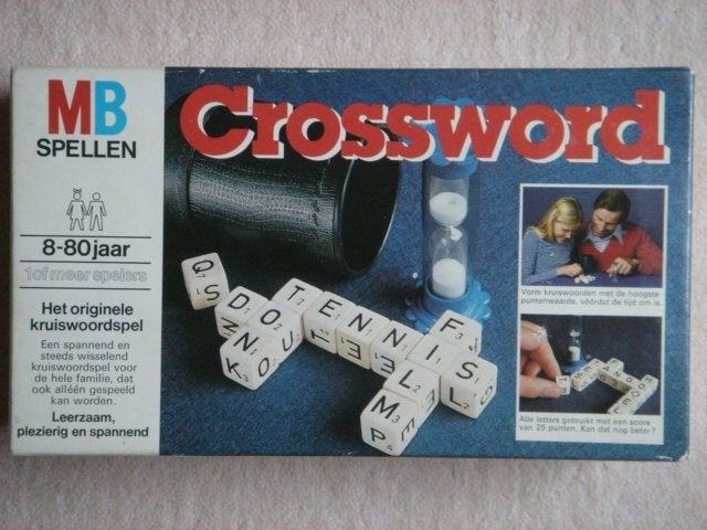 LEUK: Crossword - Het originele kruiswoordspel, Vijf spelers of meer, Ophalen of Verzenden, Gebruikt, MB Spellen