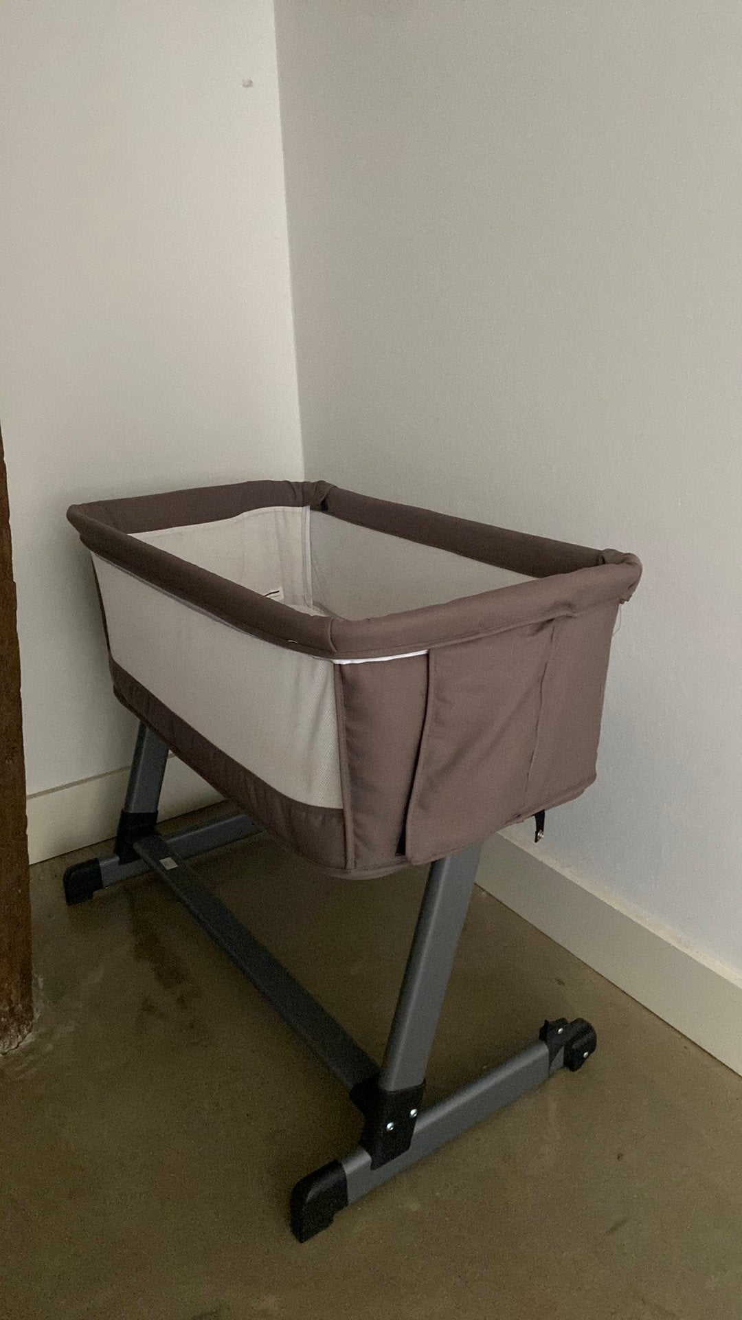 Co-sleeper we-too babybedje op wielen, Ophalen of Verzenden, Zo goed als nieuw, Wieg