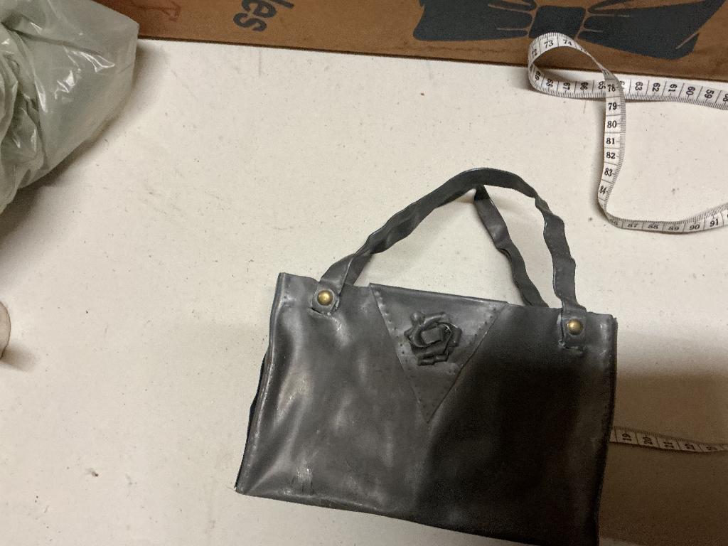 Handtasje van lood, Antiek en Kunst, Ophalen