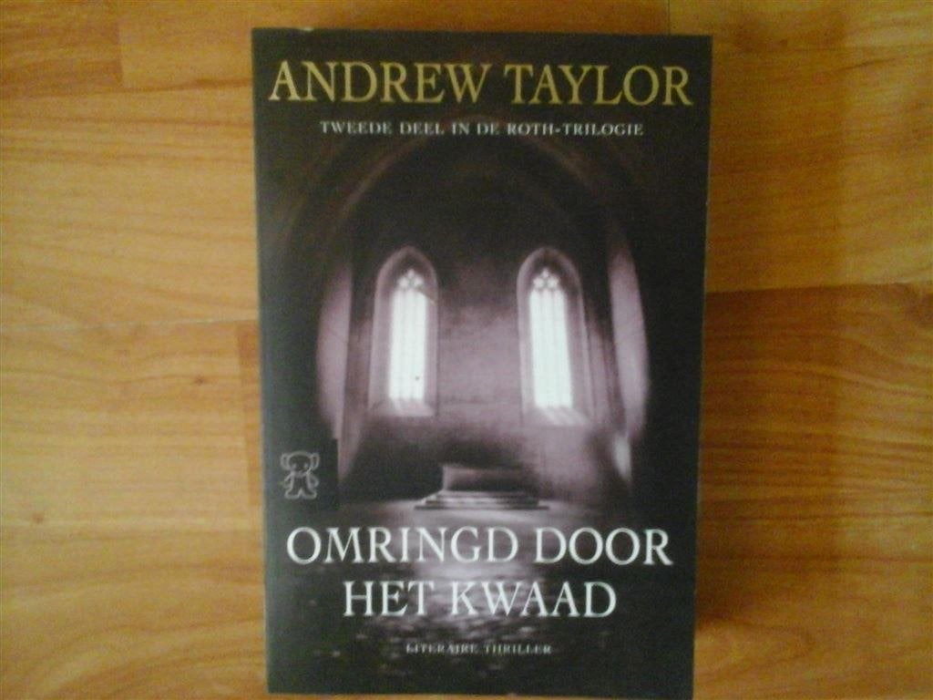 T16-andrew taylor-omringd door het kwaad, Boeken, Ophalen of Verzenden, Nieuw