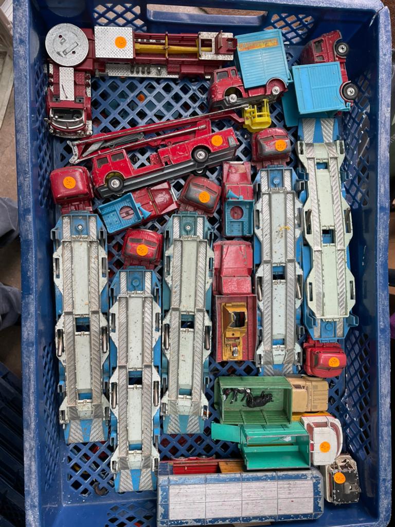 dinky toys corgi toys en matchbox, Antiek en Kunst, Ophalen of Verzenden