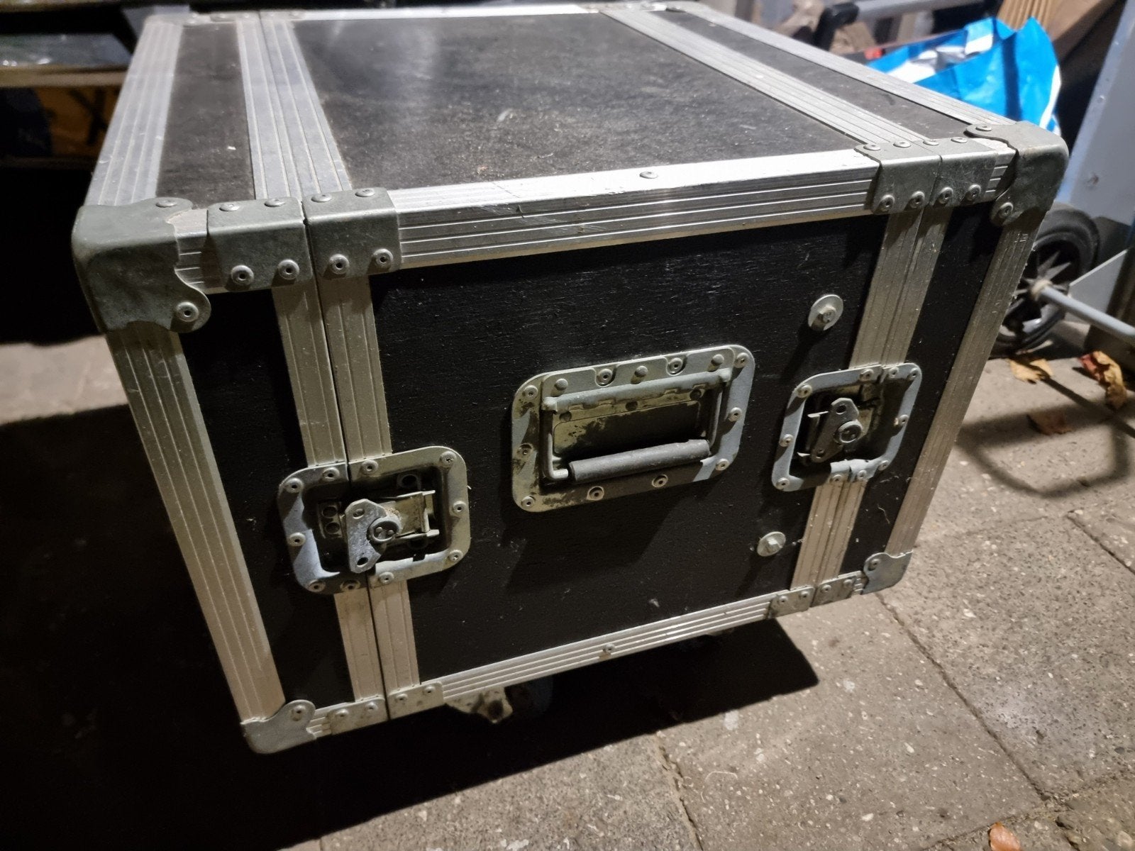 19 inch Flightcase 8U op wielen, Ophalen, Gebruikt