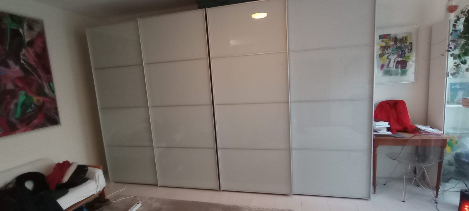 Ruime kledingkast met schuifdeuren, Gebruikt, 200 cm of meer, 50 tot 100 cm, 50 tot 75 cm