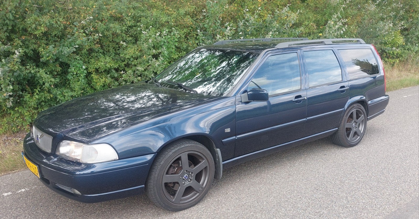 Volvo V70 2.5 10V | LPG-G3 | APK 05-2027 | R-velgen, Zwart, Blauw, Particulier, 1600 kg