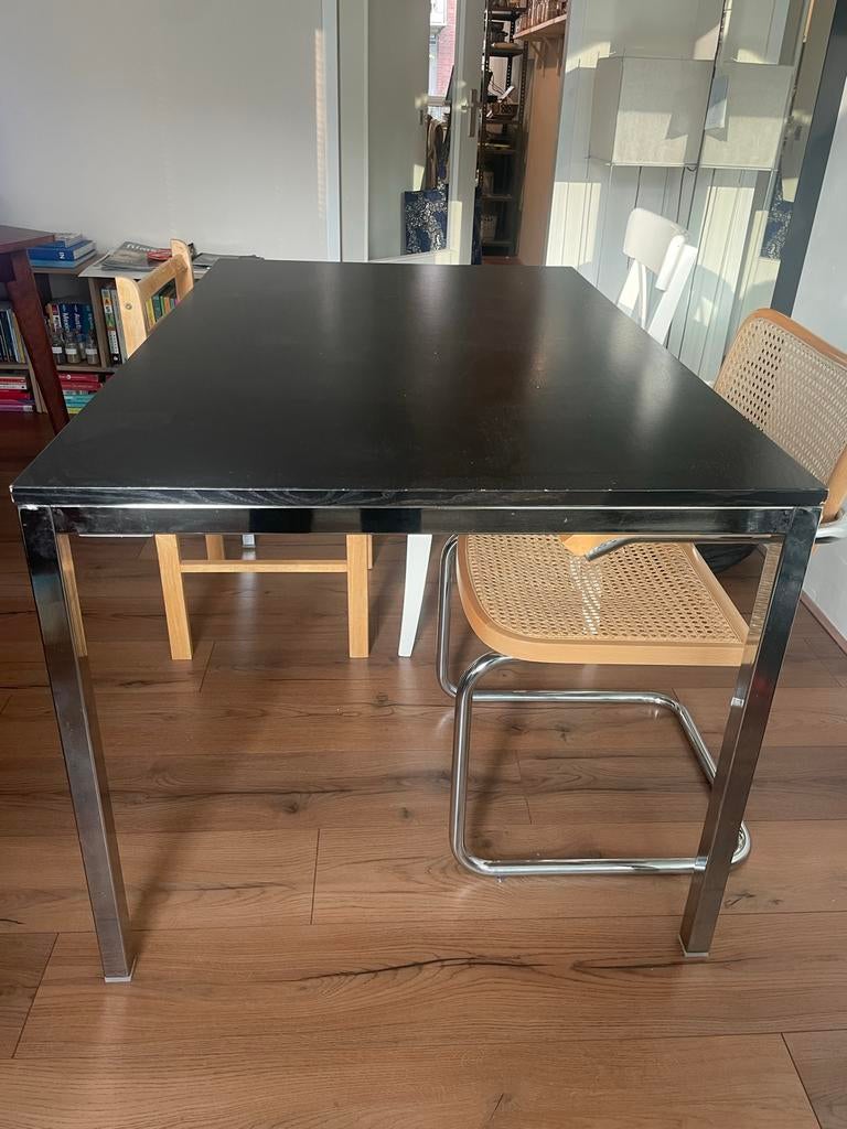 IKEA Torsby eettafel - Zwart met chroom onderstel, Huis en Inrichting, Tafels | Eettafels, 100 tot 150 cm, Zo goed als nieuw, Metaal