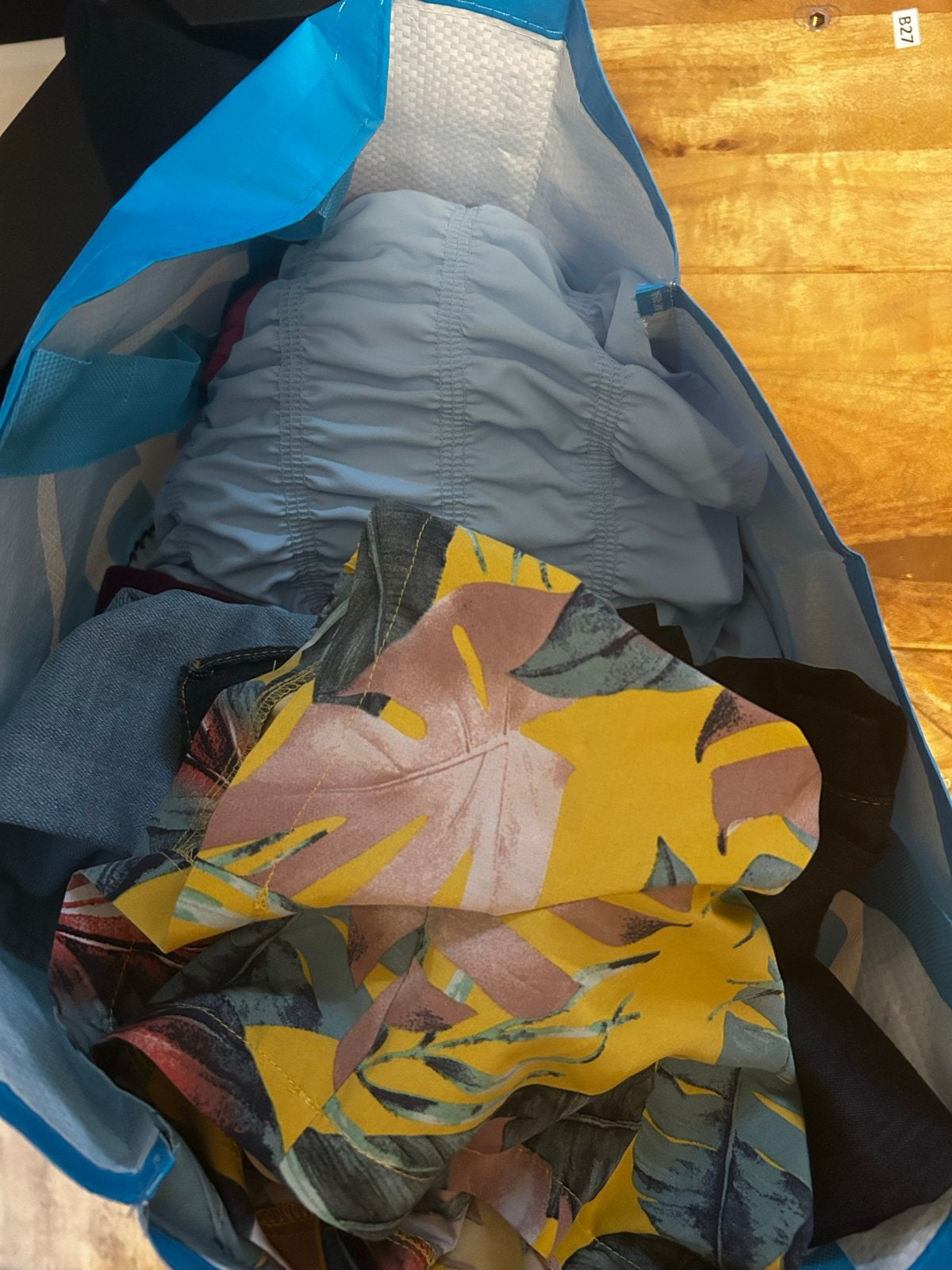 Gratis tas met dameskleding maat S/XS, Kleding | Dames, Overige Dameskleding, Ophalen, Gedragen