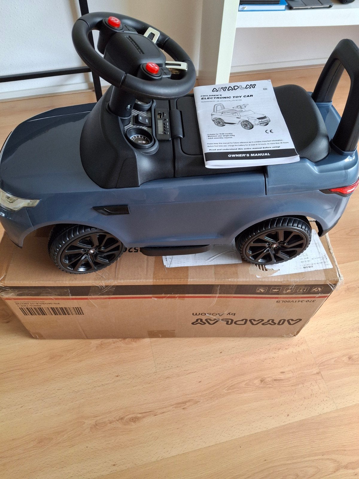 Nieuw in doos! kinder-loopauto op accu!, Ophalen, Nieuw