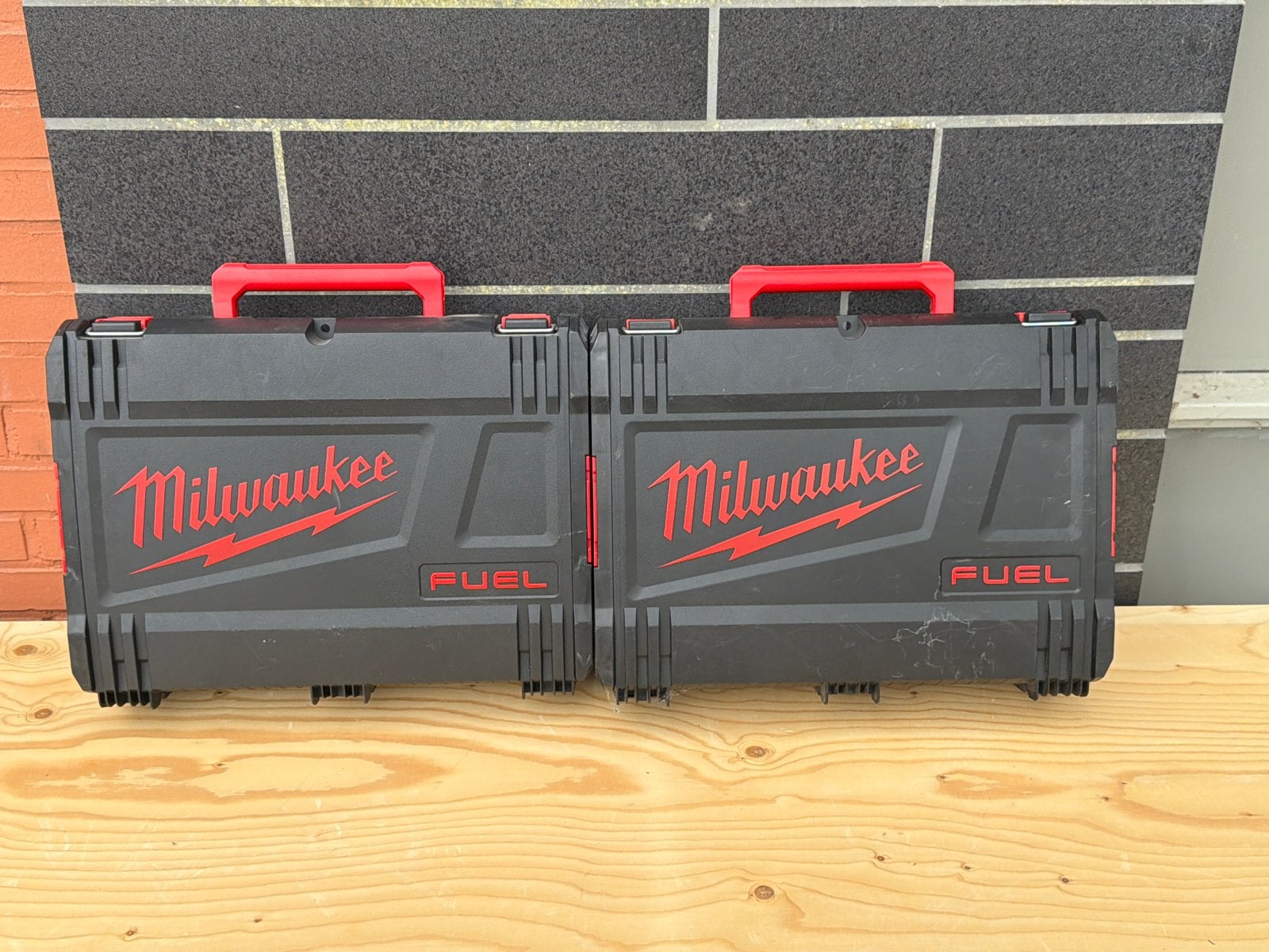 2 Milwaukee FUEL kisten in nieuwstaat, Ophalen, Zo goed als nieuw