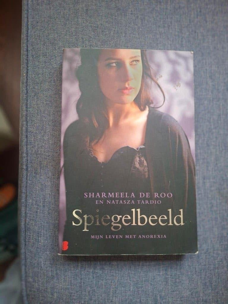 Sharmeela de Roo Spiegelbeeld, Ophalen of Verzenden, Gelezen, Nederland
