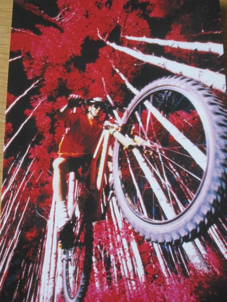 Fietsen - Mountainbiken - nieuwe ansichtkaart, Verzenden, 1980 tot heden, Ongelopen, Sport en Spel