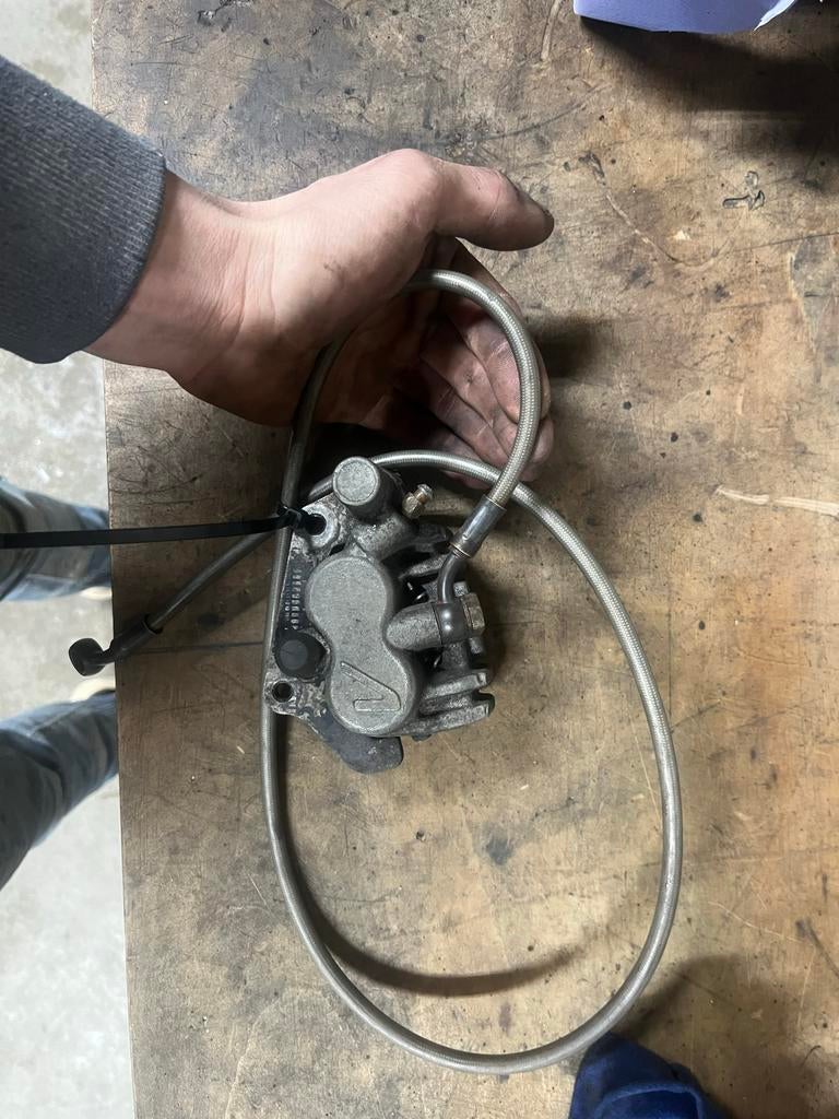 AJP remklauw Derbi (300mm schijf), Fietsen en Brommers, Ophalen of Verzenden, Gebruikt, Overige typen