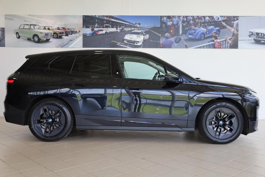 BMW iX xDrive50 | Head-Up Display | Driving Assistant Profes, Automaat, Gebruikt, 523 pk, Met garantie (alle)