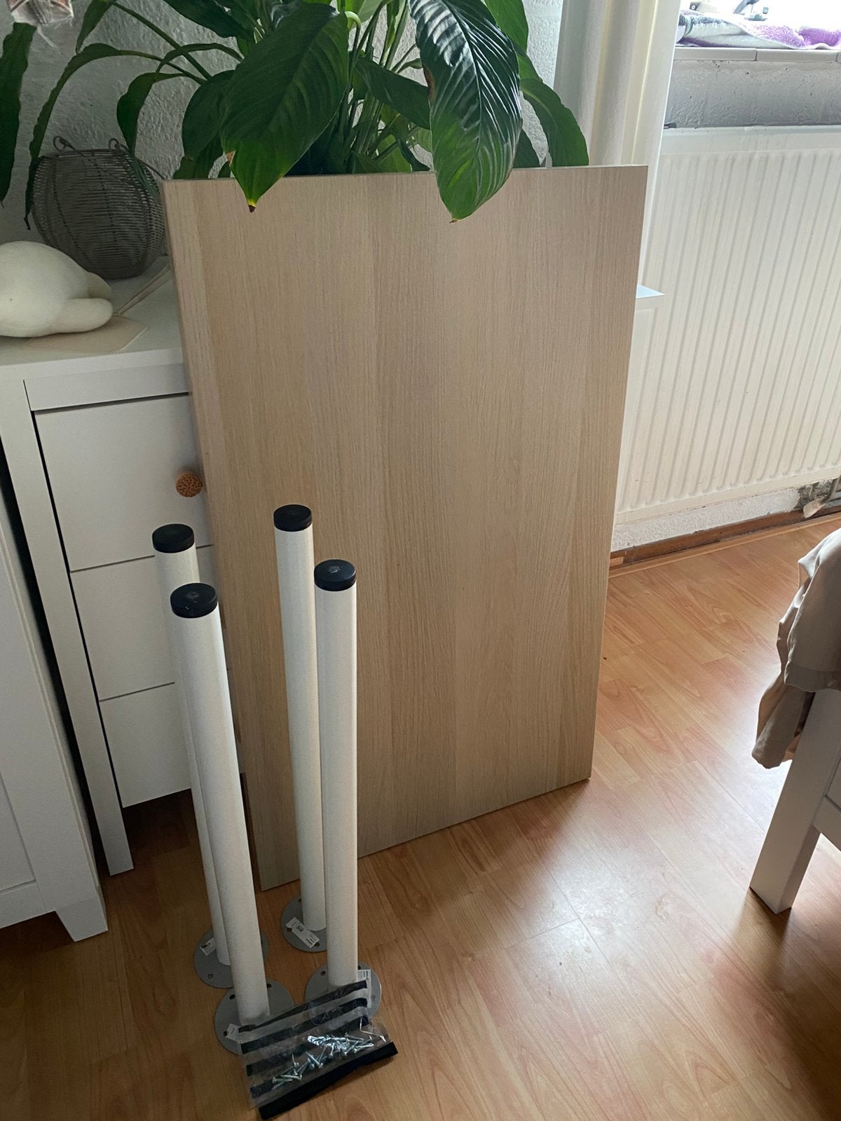 Bureaublad Linnmon incl 4 poten, Ophalen, Zo goed als nieuw, IKEA, 100 cm