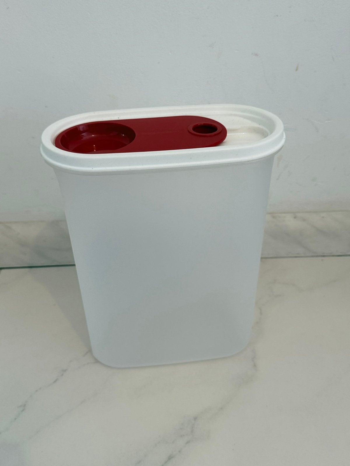 Tupperware Bus 2.3L met Rood Deksel -nieuw, Ophalen of Verzenden, Zo goed als nieuw, Wit, Bus of Trommel