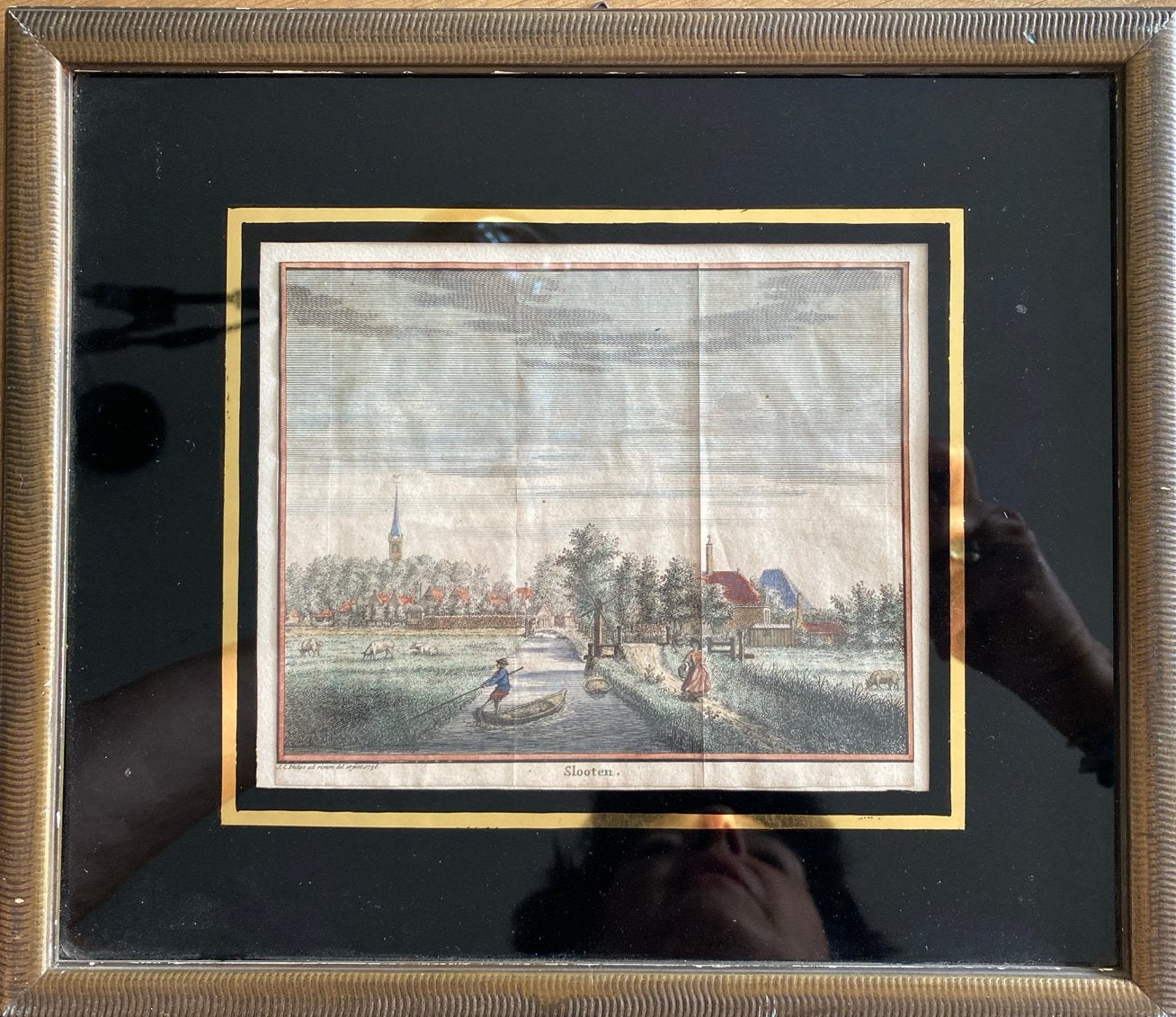 Ets, ingekleurd, gezicht op Sloten door J.C. Philips, 1736, Antiek en Kunst, Ets, Stadsgezicht, Ophalen of Verzenden, Gesigneerd