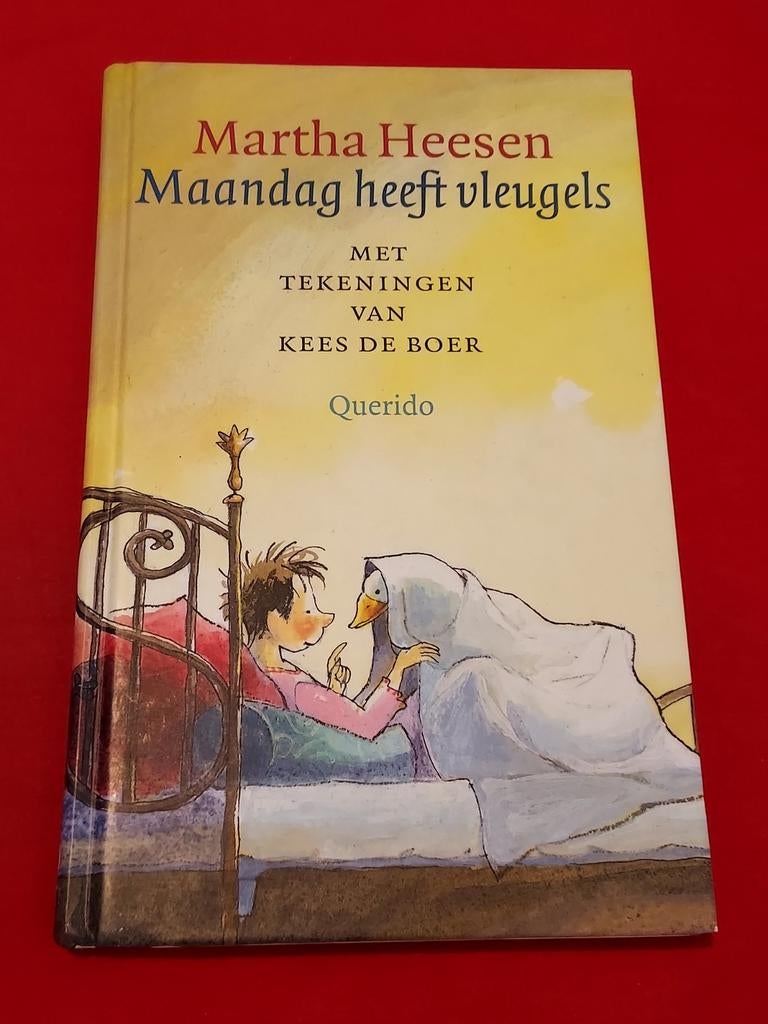 GESIGNEERD Maandag heeft vleugels. Martha Heesen., Ophalen of Verzenden, Zo goed als nieuw, Fictie algemeen