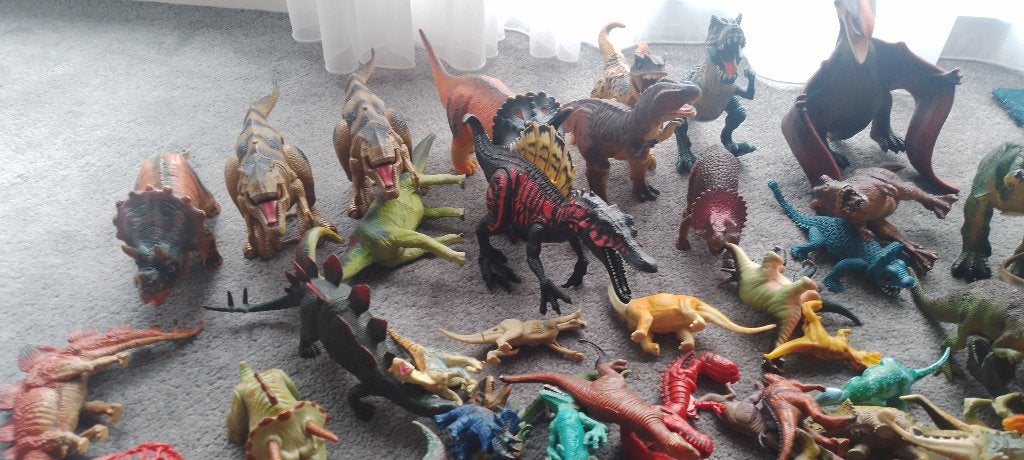 Dinosaurussen, groot en klein, geluid, glow in the dark, etc, Kinderen en Baby's, Speelgoed | Actiefiguren, Ophalen of Verzenden