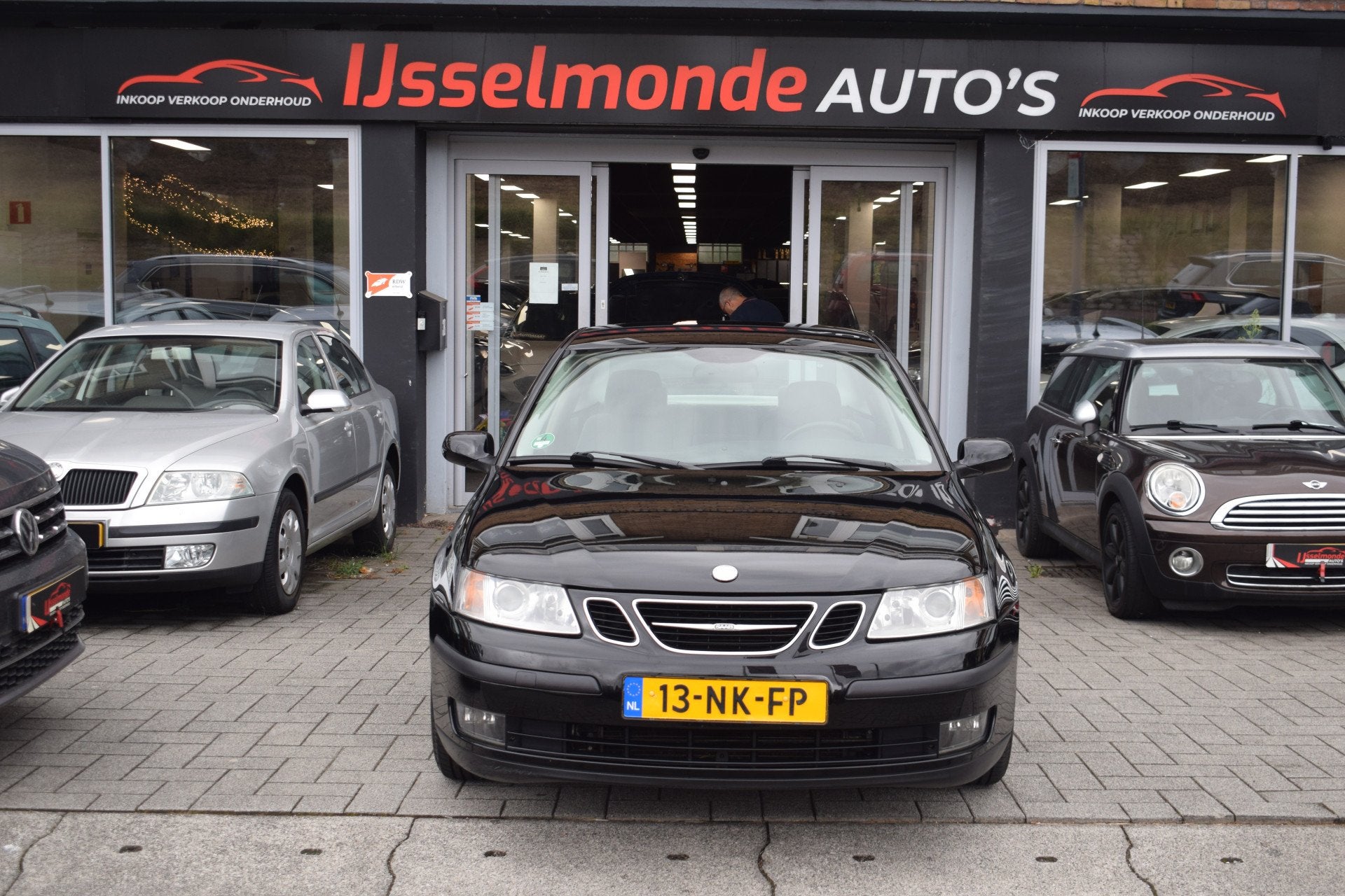 Saab 9-3 Sport Sedan 1.8t Optic Automaat NAP NL Auto PDC Cli, Auto's, 1998 cc, Stof, Gebruikt, 4 cilinders