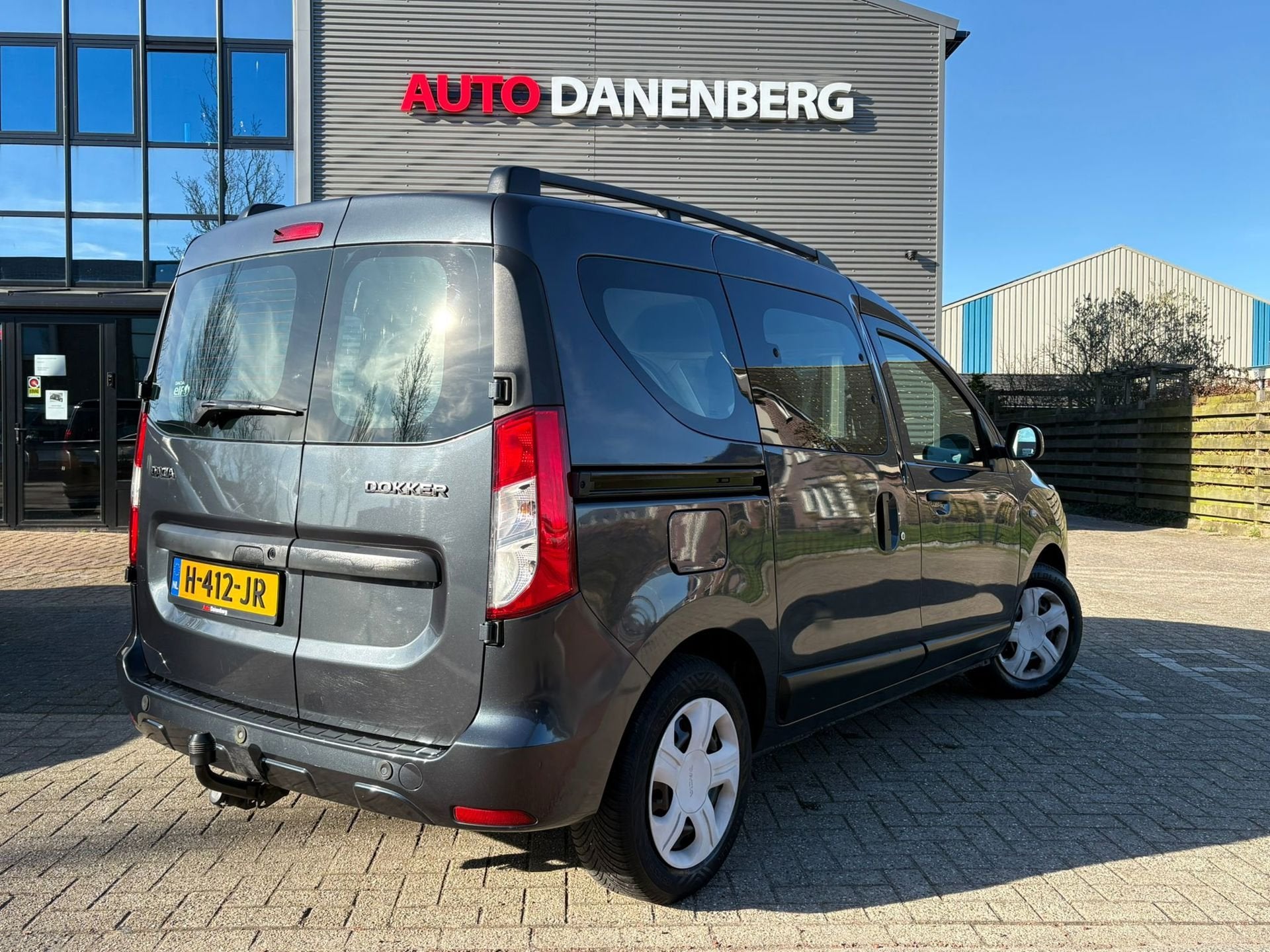 Dacia Dokker 1.2 TCe Ambiance NIEUWE APK, Voorwielaandrijving, Euro 5, Stof, Gebruikt