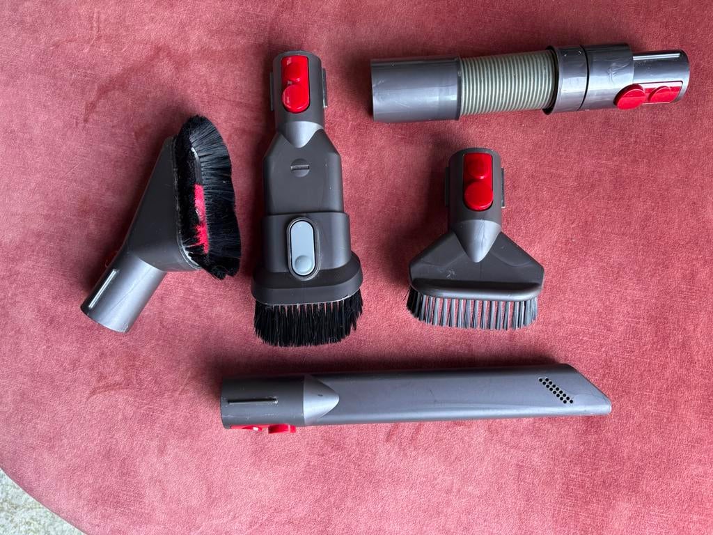 Dyson onderdelen, Witgoed en Apparatuur, Stofzuigers, Ophalen of Verzenden, Zo goed als nieuw