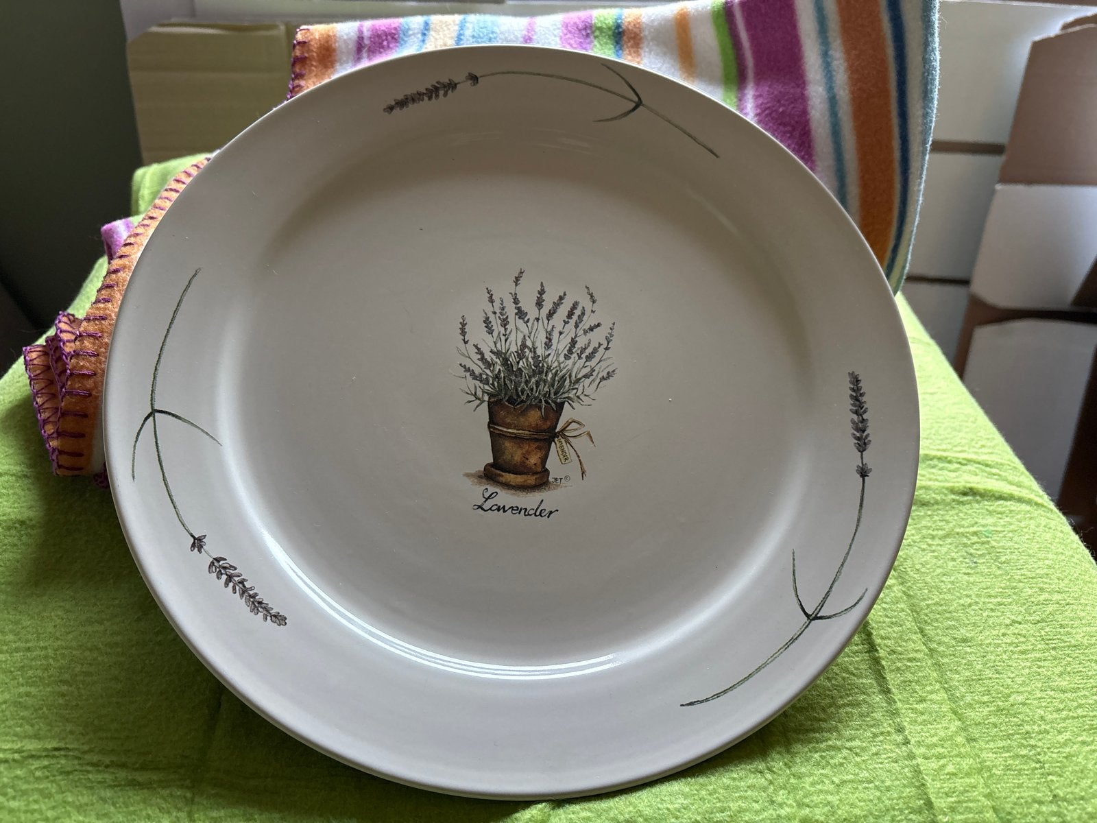 Jet by Ter Steege Lavendel Bord - Zo goed als nieuw, Keramiek, Landelijk/Boerenbont, Ophalen of Verzenden, Zo goed als nieuw