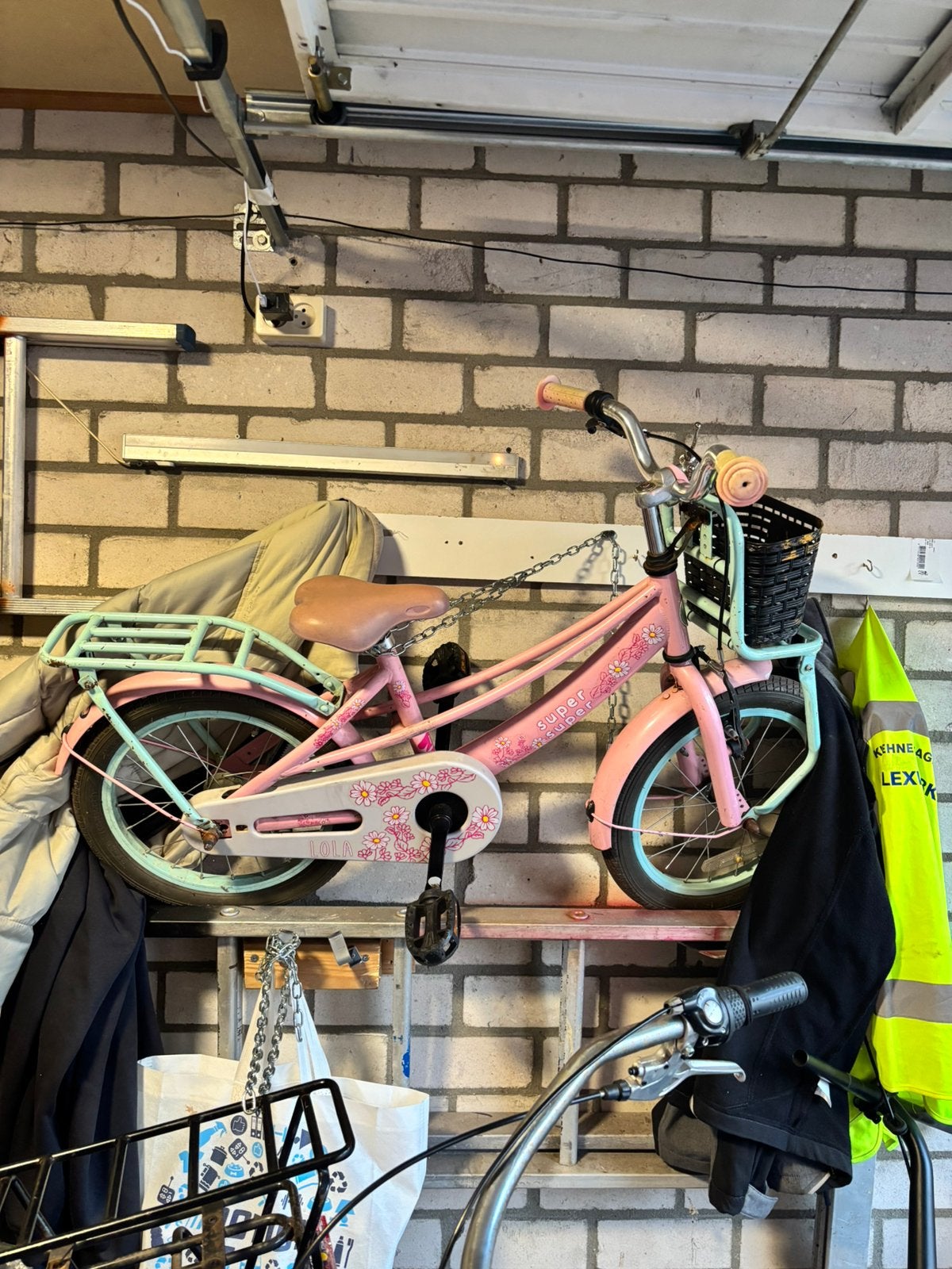 Mooie kinder fiets 16 inch, Ophalen, Gebruikt, Terugtraprem, 16 tot 20 inch