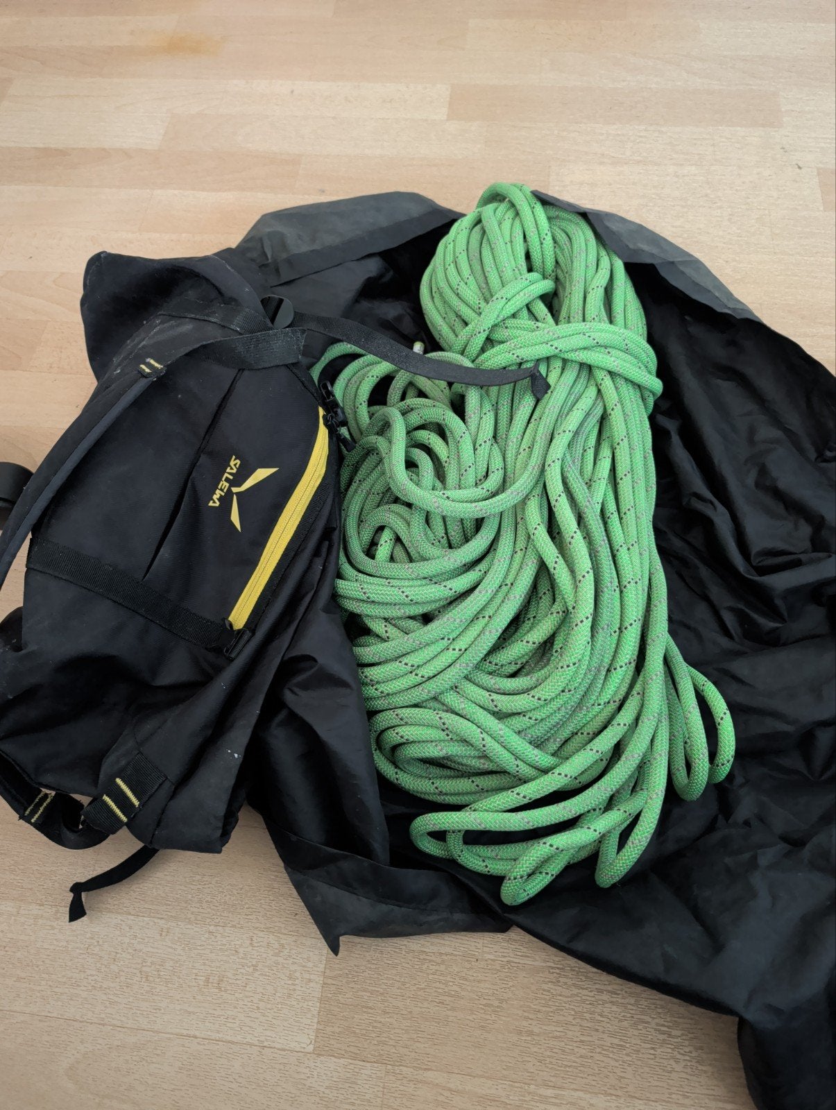 Premium klimtouw voor weinig, Sport en Fitness, Klimsport, Ophalen, Zo goed als nieuw, Klimsport-accessoire