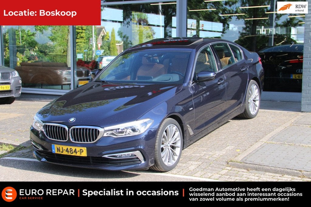BMW 5-serie 520d High Executive EXPORT PRICE!, Achterwielaandrijving, Euro 6, Blauw, 23 km/l