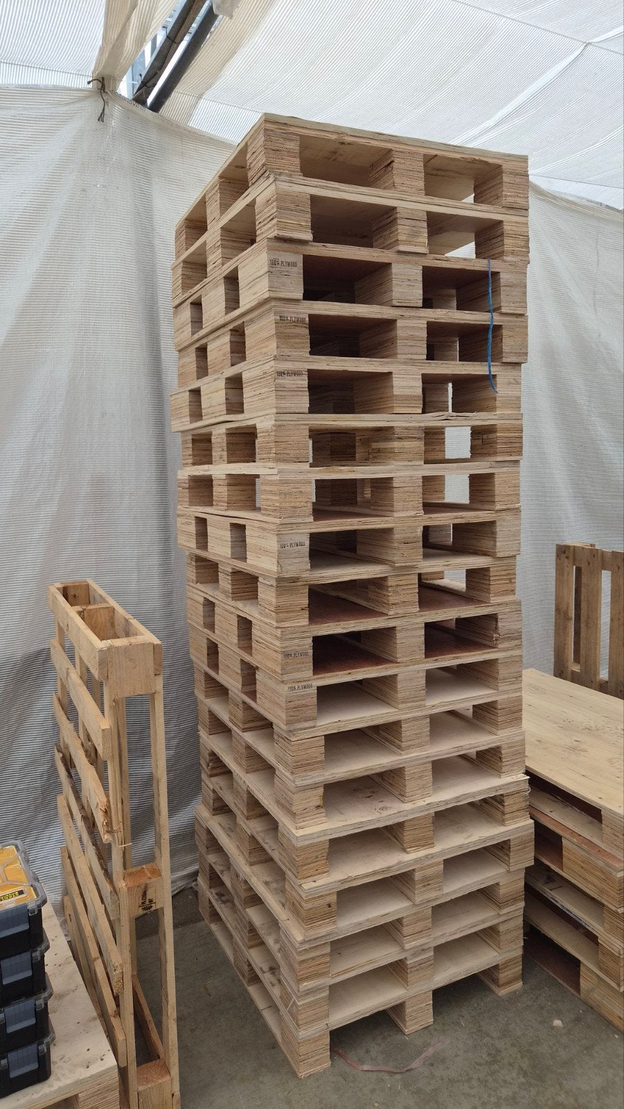 Pallets 75 x 85cm gratis op te halen, Ophalen of Verzenden, Zo goed als nieuw, Minder dan 200 cm, Pallet