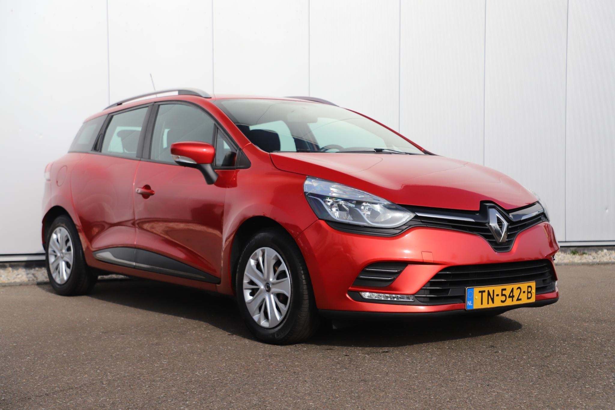 Renault Clio 0.9 TCe Zen Navigatie Bluetooth Airco Cruise Co, Auto's, Voorwielaandrijving, 898 cc, Gebruikt, Euro 6