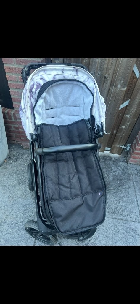 Dubatti kinderwagen, Kinderen en Baby's, Gebruikt, Luchtbanden, Ophalen, Kinderwagen