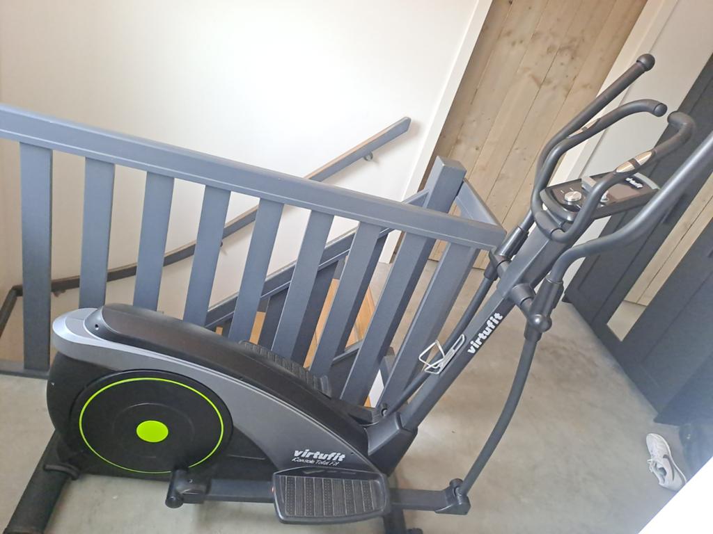 VirtuFit Crosstrainer, Ophalen, Benen, Zo goed als nieuw, Crosstrainer