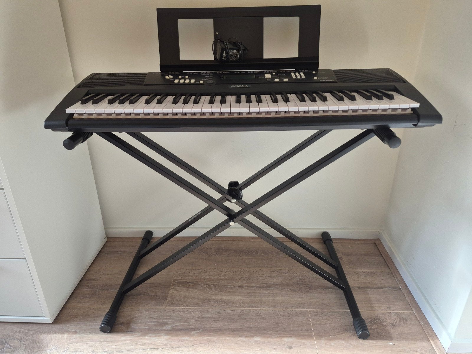 Yamaha keyboard, Muziek en Instrumenten, Keyboards, Ophalen, Zo goed als nieuw, 61 toetsen, Yamaha