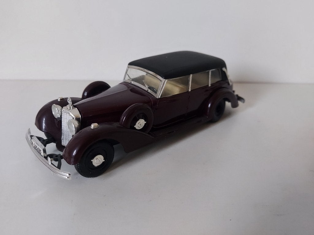Rio 22 1938 Grande Mercedes-Benz 8 cilinder donkerrood, Hobby en Vrije tijd, Ophalen of Verzenden, Gebruikt, Auto, Overige merken