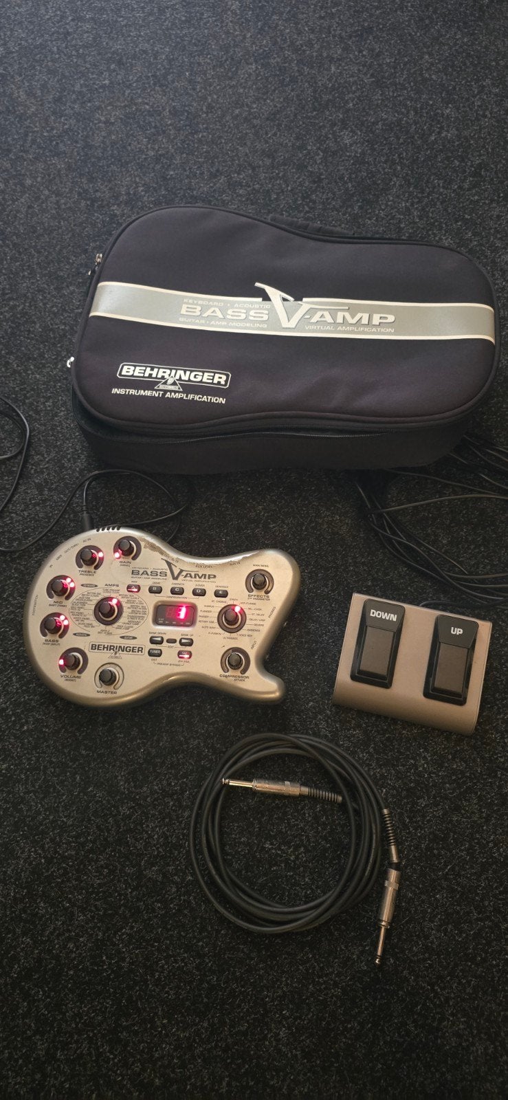 Behringer Bass V-AMP, Ophalen, Gebruikt, Delay of Echo
