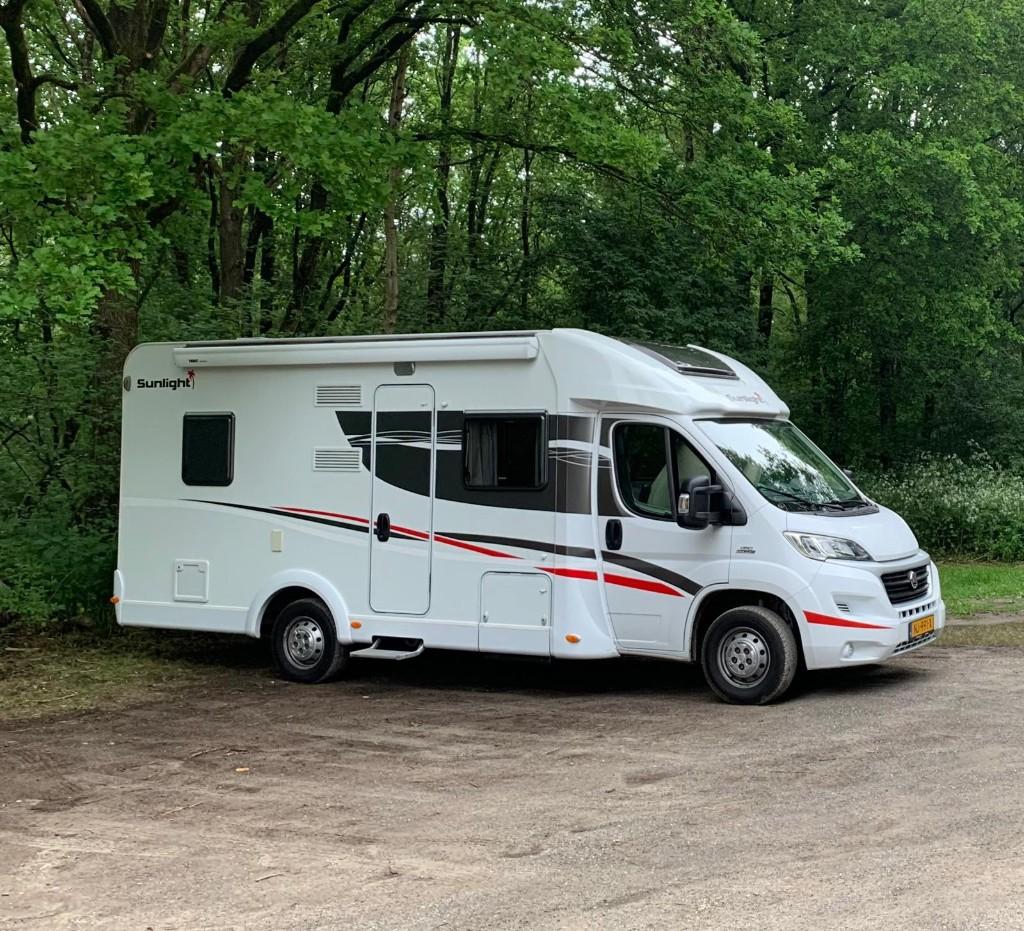 Sunlight T64 | Hefbed | 4 pers | Fiat Ducato | 2016, Caravans en Kamperen, Campers, Chemisch toilet, Ringverwarming, Fiat, 6 tot 7 meter