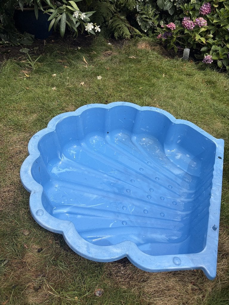 Blauwe schelp zandbak/zwembadje (2x), Ophalen, Gebruikt
