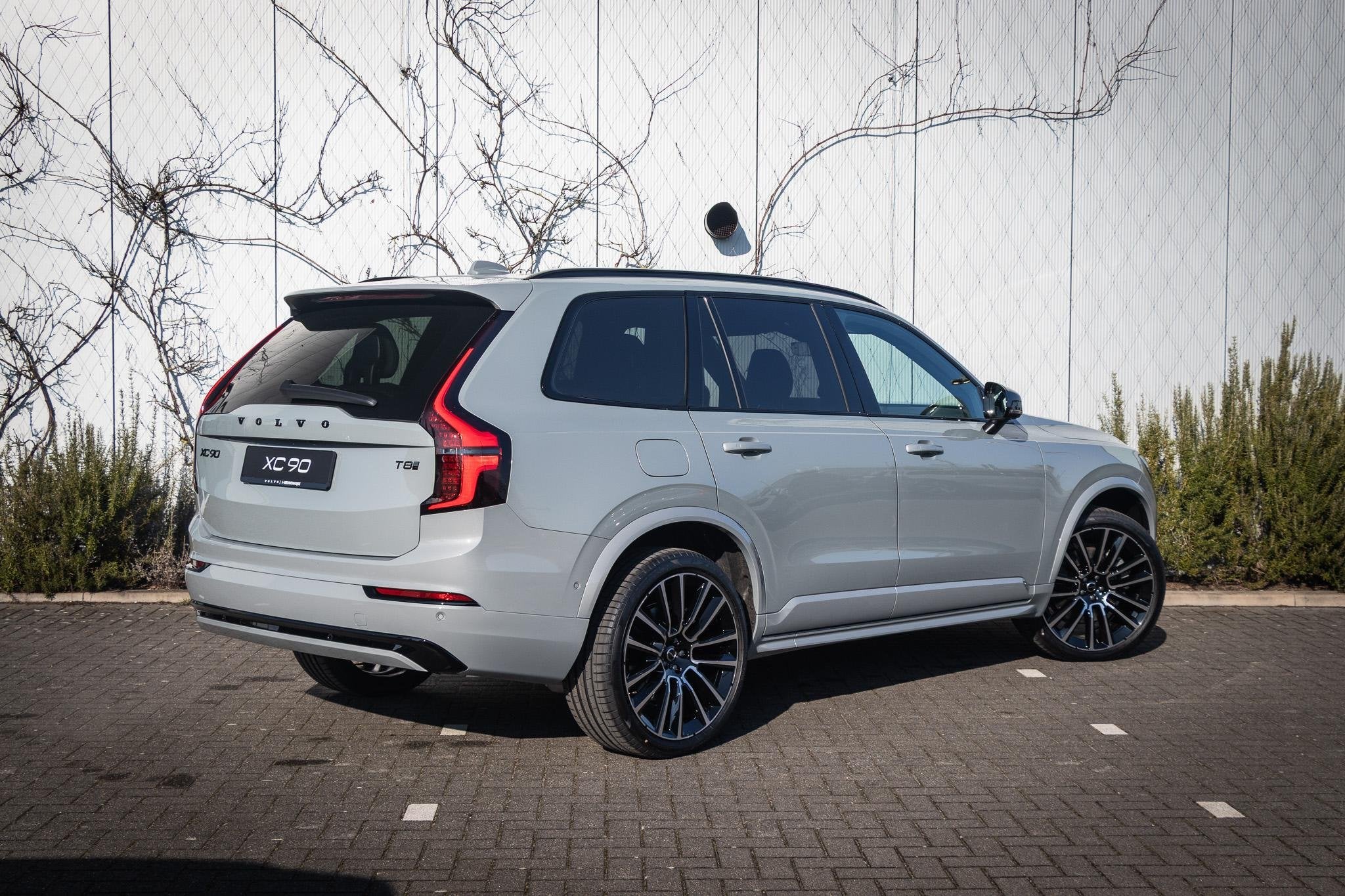 Volvo XC90 2.0 T8 Plug-in hybrid AWD Ultra Black Ed. Exec. |, 12 maanden, 4 cilinders, Vierwielaandrijving, Hybride Elektrisch/Benzine