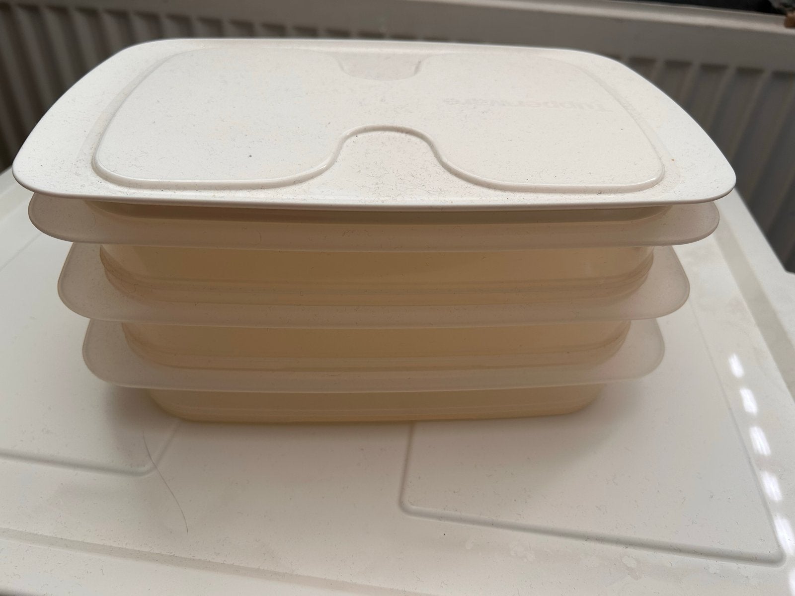 Tupperware vleeswarendoos, Gebruikt, Bewaardoos, Ophalen of Verzenden, Met deksel