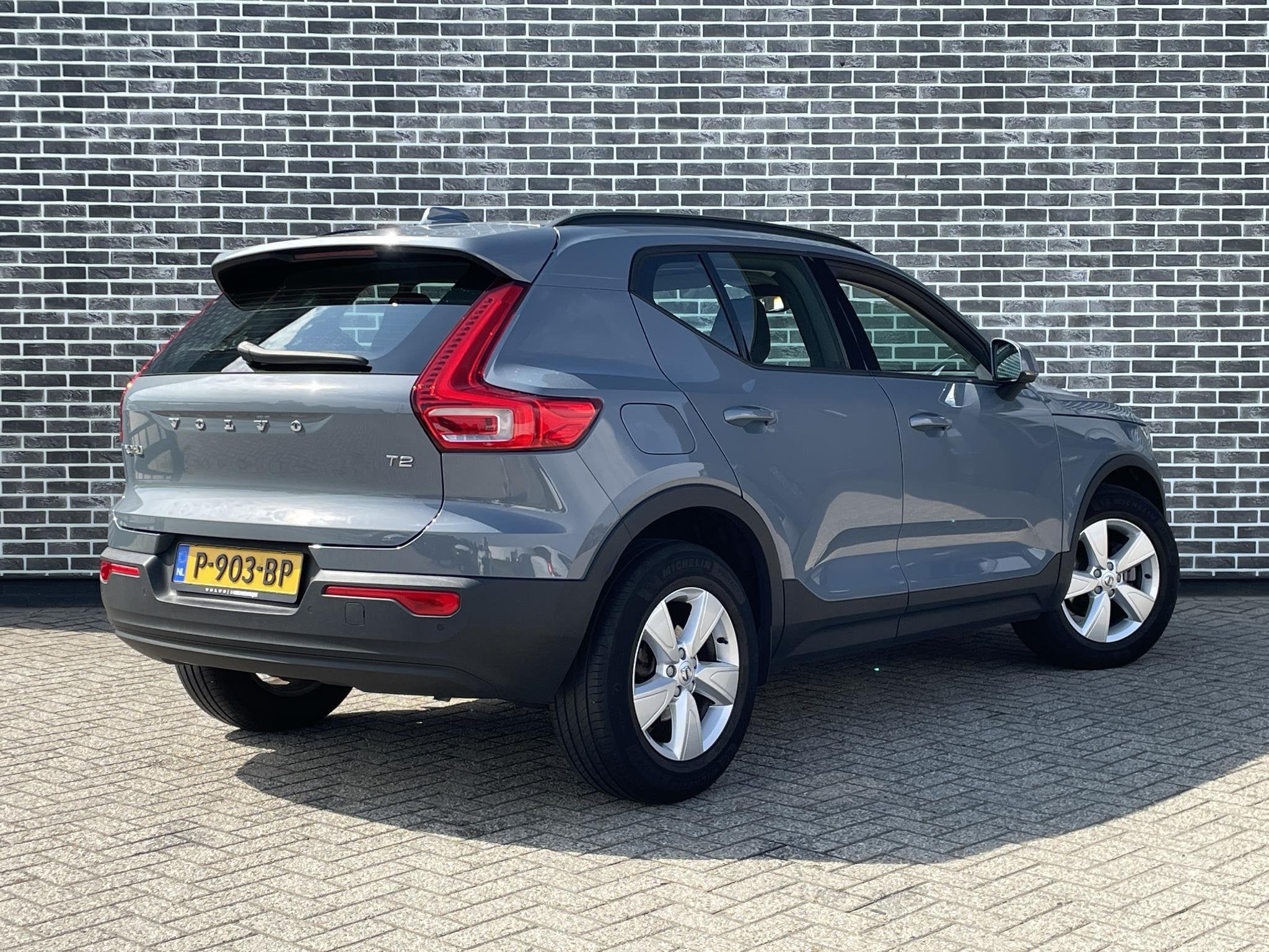 Foto 3 van Volvo XC40 1.5 T2 Momentum Core | Trekhaak | Parkeersensoren