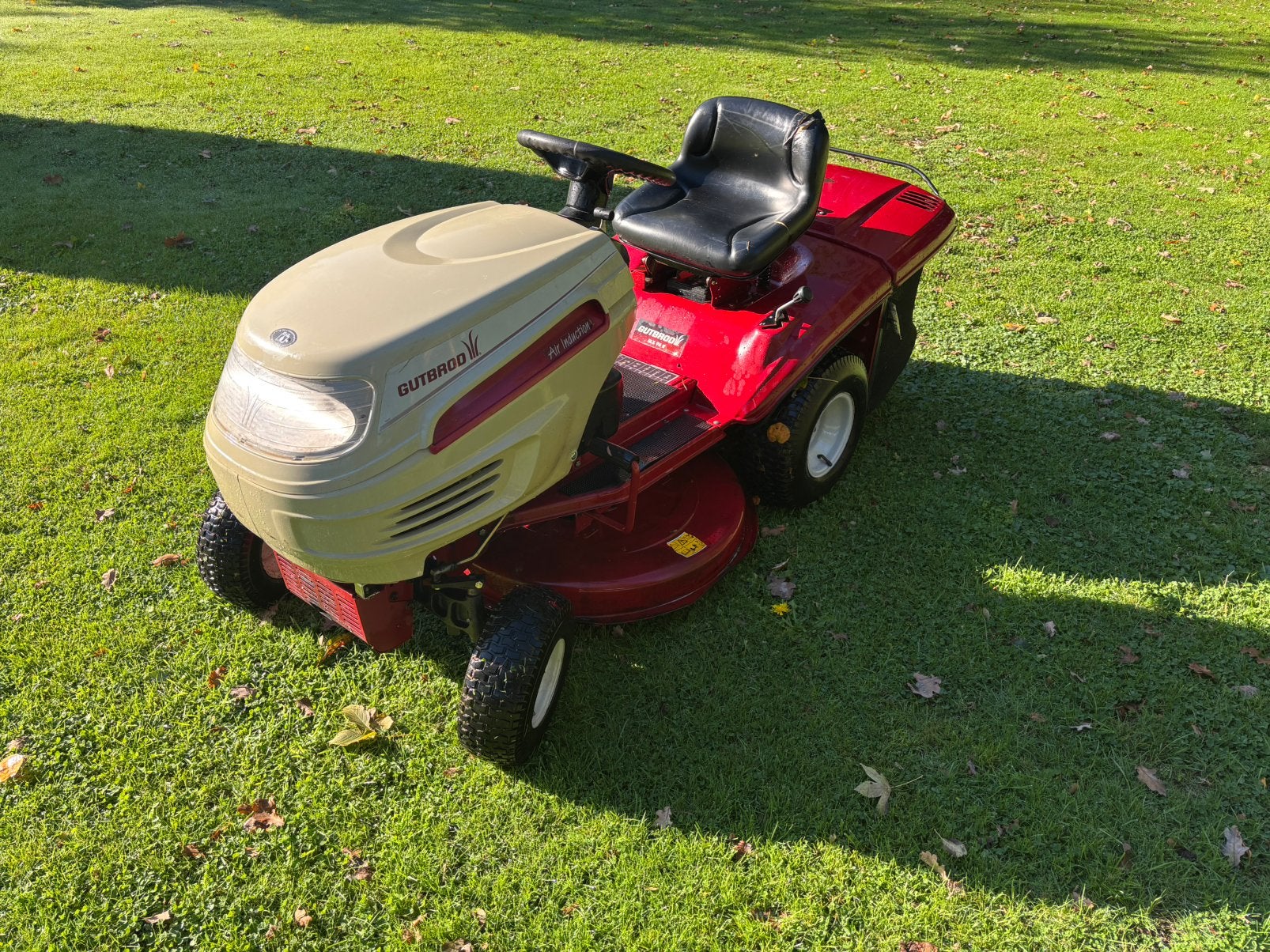 Gutbrod SLX76R 12PK Briggs Stratton zitmaaier starten lopen, Ophalen, Gebruikt, Elektrische starter, Minder dan 90 cm
