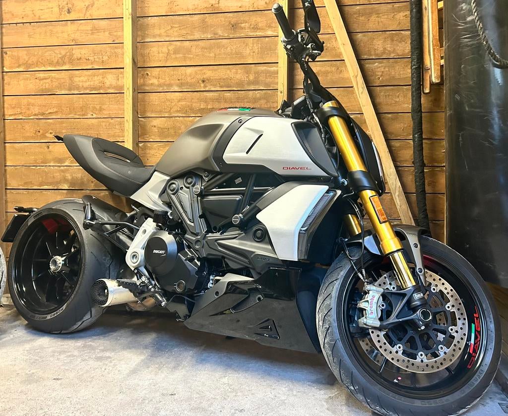 Ducati diavel 1260s incl termignoni uitlaat, Motoren, 2 cilinders, Nieuw, Motorrijbewijs A, Naked bike