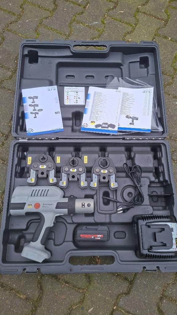 Viega pressgun Picco accu perstang persapparaat., Auto diversen, Autogereedschap, Zo goed als nieuw, Ophalen of Verzenden
