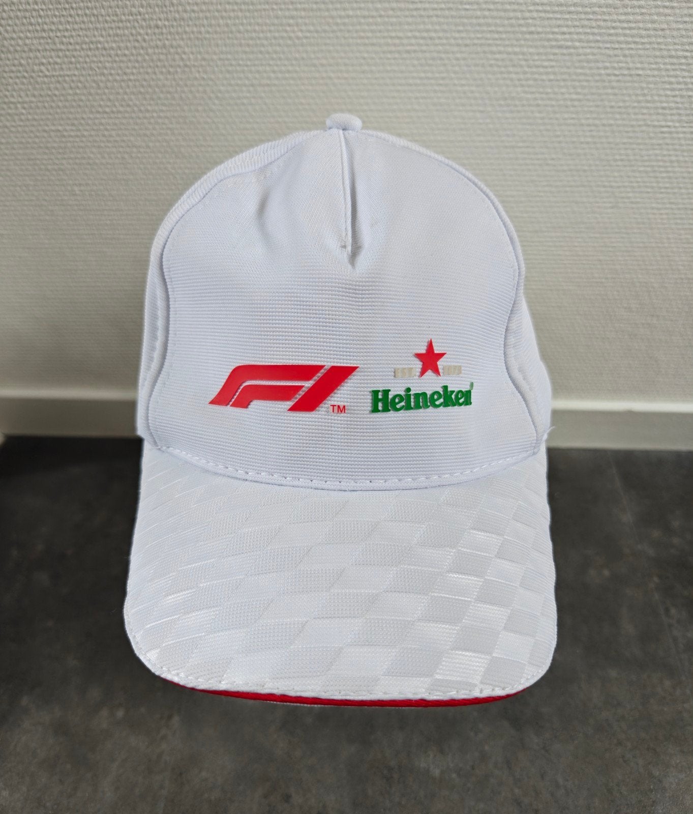 Official Formula 1 x Heineken Cap - White - BNWT, Kleding | Heren, Hoeden en Petten, Nieuw, Pet, One size fits all, Ophalen of Verzenden