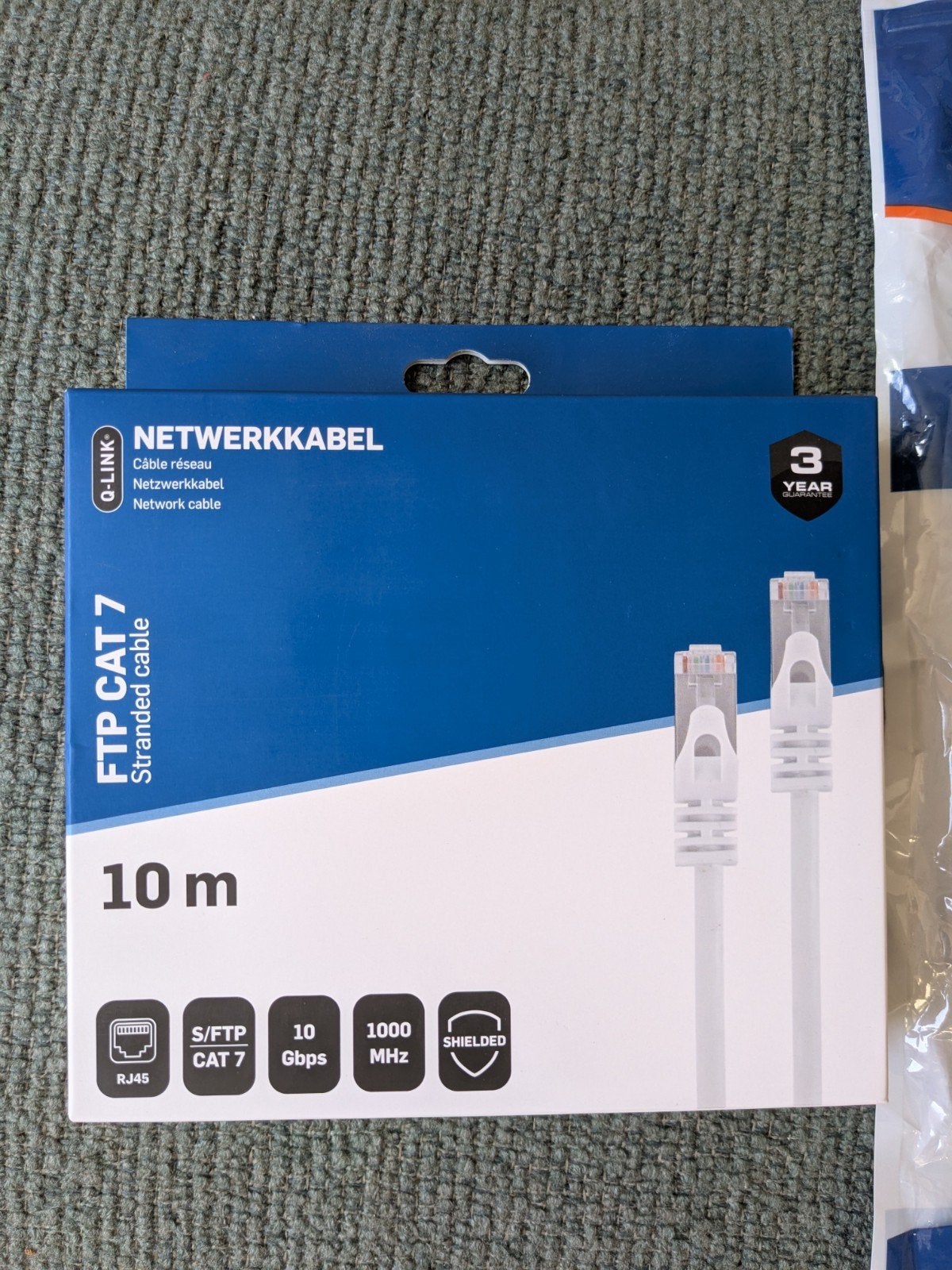 Netwerkkabels: Cat7 (10m), Cat6 (30m, 20m) + RJ45 connectors, Ophalen of Verzenden, Nieuw