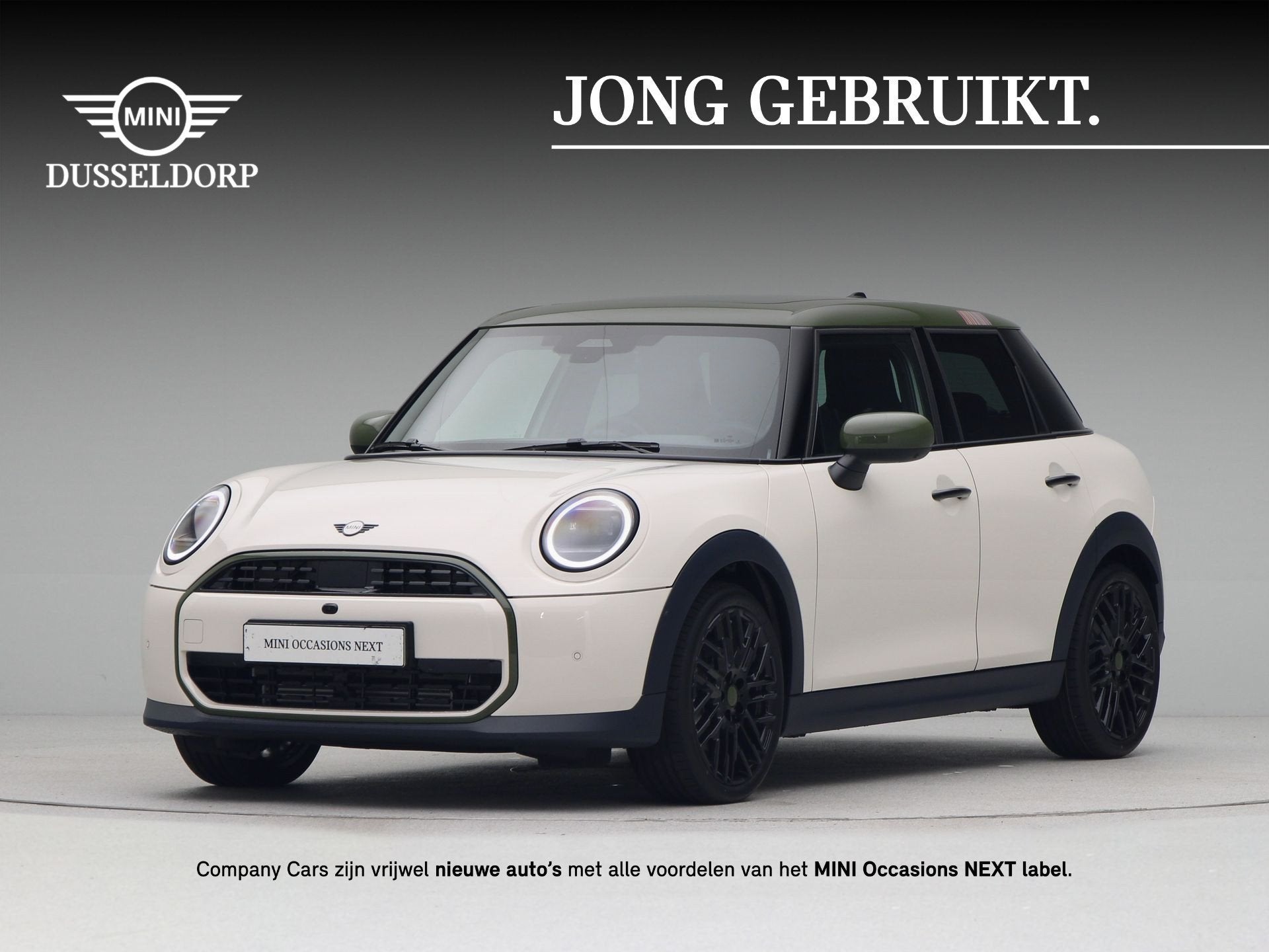 MINI 5-deurs Cooper C Paul Smith Edition Pakket L (bj 2026), 156 pk, Wit, Bedrijf, 3 cilinders