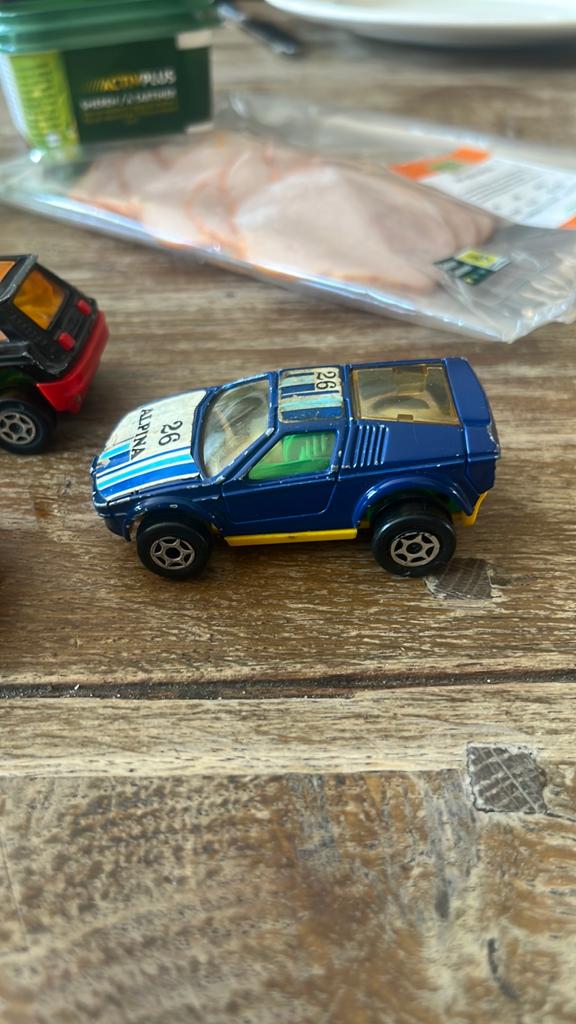 3 Majorette Motor modellen 2 x Renault 5 Turbo & BMW Alpina, Ophalen of Verzenden, Gebruikt, Auto