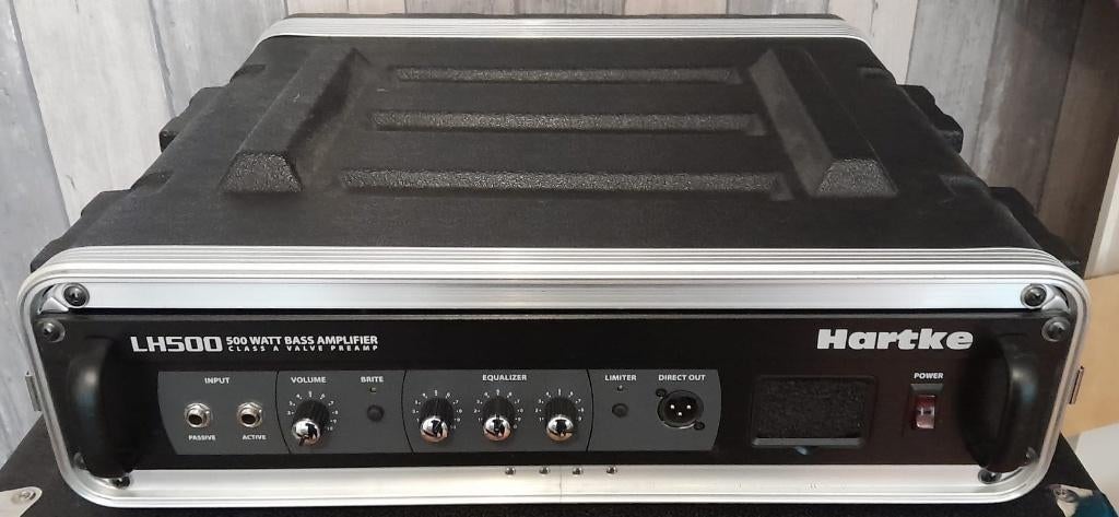 Buizenversterker Hartke LH500, Muziek en Instrumenten, Versterkers | Bas en Gitaar, Ophalen, Zo goed als nieuw, Basgitaar, 100 watt of meer